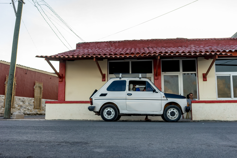 Illustration for article titled Here's What Cuba's Car Scene Looks Like In 2017